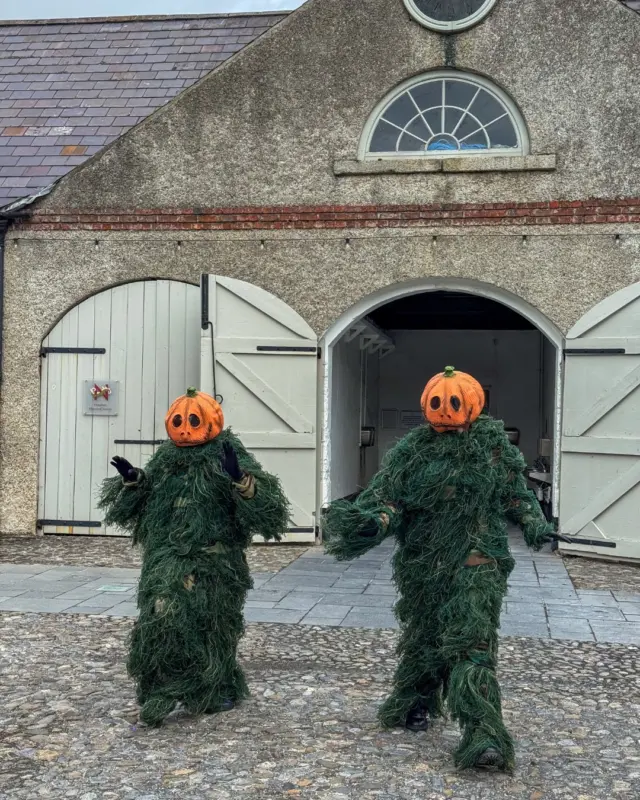 🎃👻 Get ready, Newbridge House and Farm! 👻🎃

The Pumpkin Twins are on the loose and heading your way tonight! They've just been crowned champions of the Newbridge Pumpkin Patch, but don't let their innocent grins fool you... they're up to some spooky mischief!

Who's ready for some trick-or-treating fun?

 Let us know if you spot them! 🏃‍♀️🏃‍♂️

Las few days of Pumpkins after Dark😱...... will you dare to brave the grounds and see the last of the spooky spectacular? Who is coming tonight? 🌙

Book your final tickets now—don't miss the chilling climax of the season! 

#NewbridgeHalloween #PumpkinTwins #HalloweenFun #SpookySeason #TrickOrTreat #NewbridgeEvents #HappyHalloween #PumpkinsAfterDark #HomeofHalloween #Samhain
