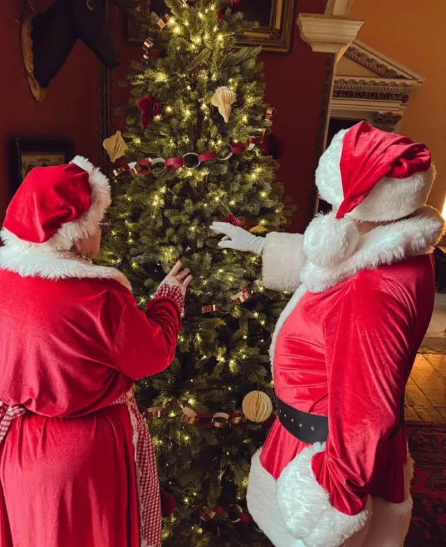 The wait is over. 🕰️🎅
 
It’s time... to make A Christmas to Remember.