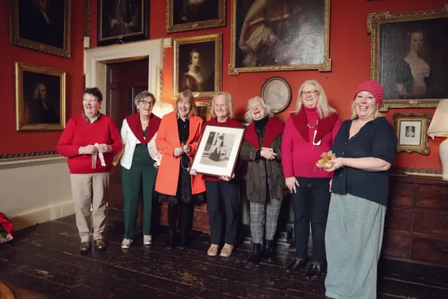 🧶✨ Knitting New Life into Old Patterns ✨🧶

🧵🤍 We’ve loved welcoming our local knitting group to Newbridge House once a month. In partnership with Donabate-Portrane Library, these nine amazing women are recreating historic Fingal patterns associated with the estate. 🏛️

💬🪡 The skill (and the stories!) in this room is just incredible.

🙏💛 Thanks to our partners: Ciara at the Library, Studio Donegal Aran Tweed, and This is Knit.

#NewbridgeHouse #LocalHistory #Knitting #Fingal #Community #LoveDonabate